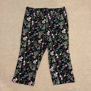 Roz & Ali Black and Pink Floral Capris